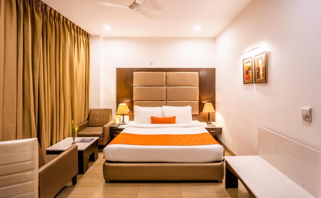 Hotel Shanti Palace Mahipalpur Нью-Дели Экстерьер фото