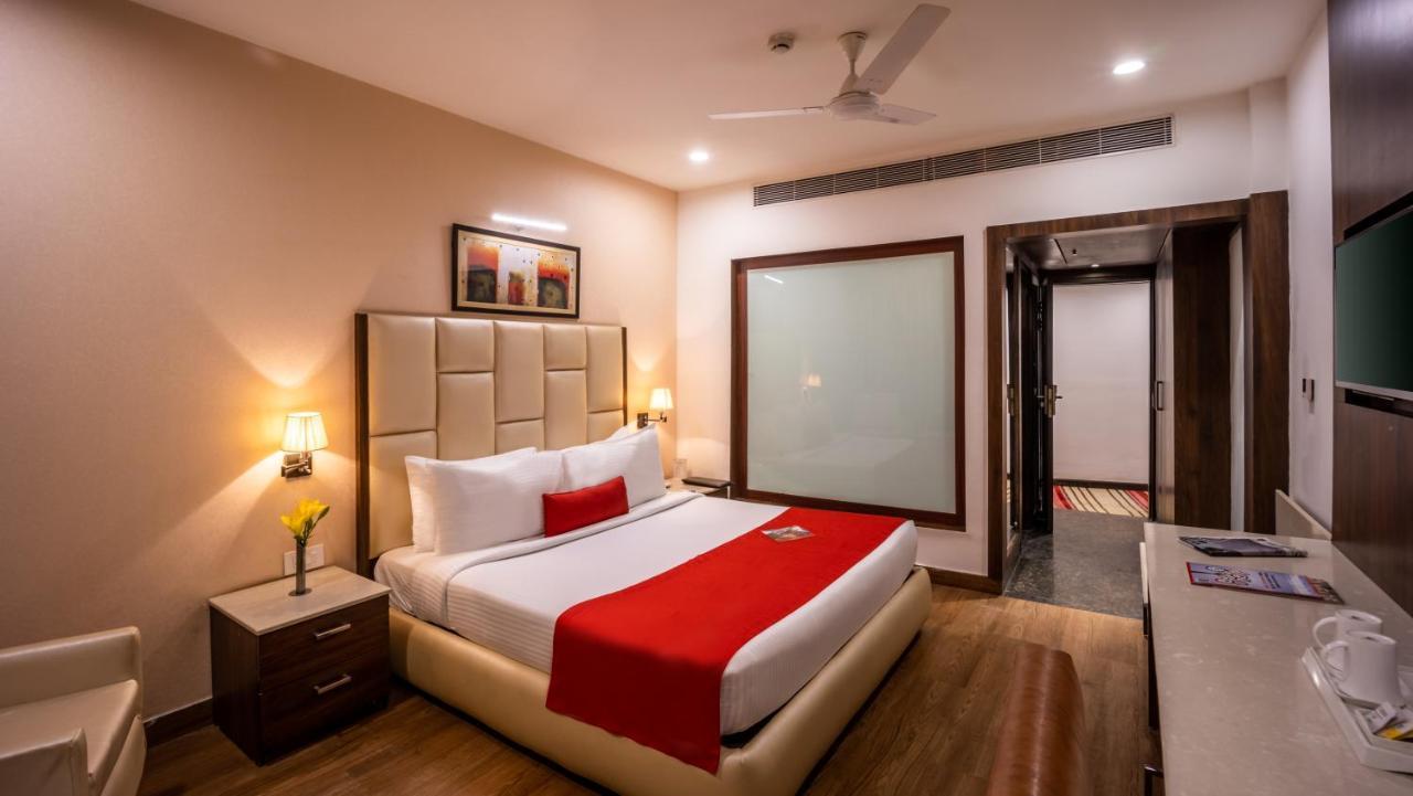 Hotel Shanti Palace Mahipalpur Нью-Дели Экстерьер фото