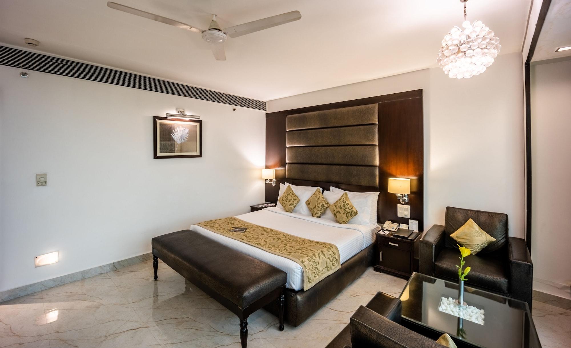 Hotel Shanti Palace Mahipalpur Нью-Дели Экстерьер фото