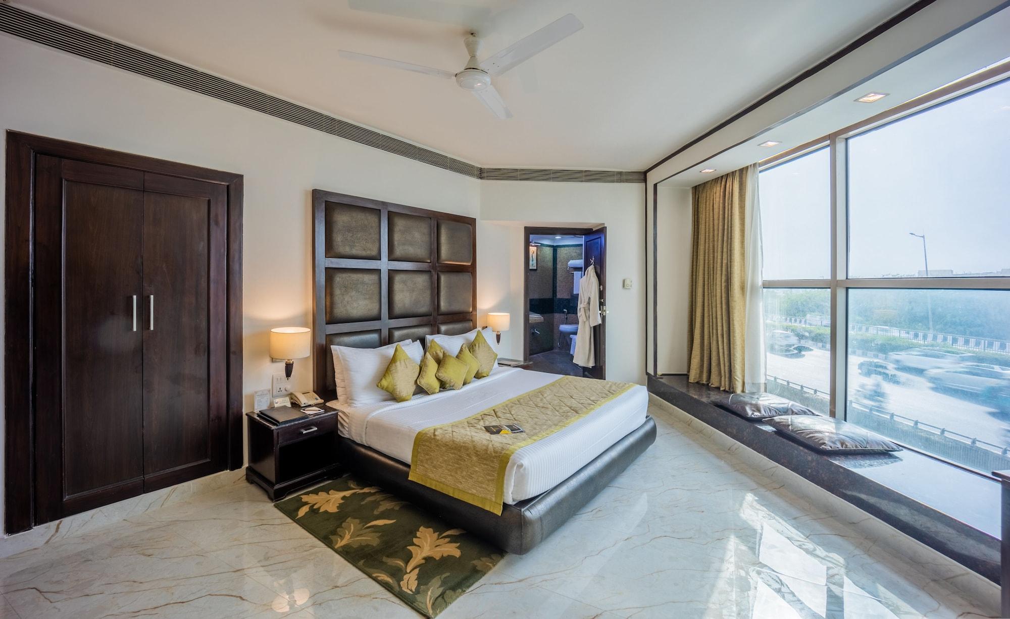 Hotel Shanti Palace Mahipalpur Нью-Дели Экстерьер фото